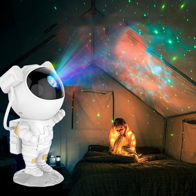 مصباح الإسقاط بالنجوم ورائد الفضاء