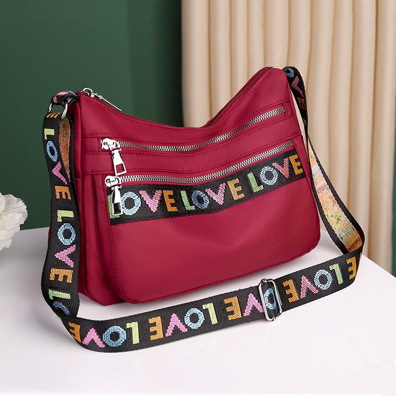 กระเป๋าหลายช่องความจุใหญ่