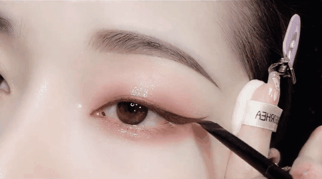 NOVO二重防水&にじみにくいアイライナークリーム 3 NOVO二重防水&にじみにくいアイライナークリーム