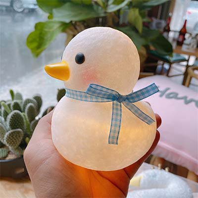 مصباح ليلي ليد كرتوني شحن يو اس بي