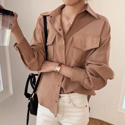 เสื้อเชิ้ตสไตล์วินเทจรุ่นผู้หญิง