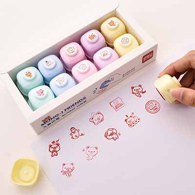 10 أختام كرتون في صندوق للأطفال