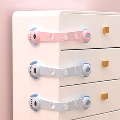 اقفال لحماية الاطفال من اربع قطع