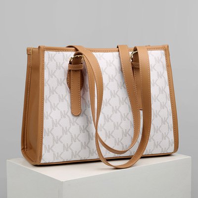 กระเป๋าโท้ทความจุขนาดใหญ่รุ่นใหม่