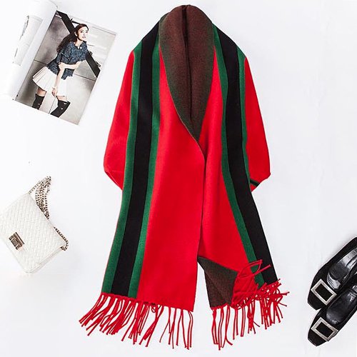 وشاح كلاسيكي للنساء